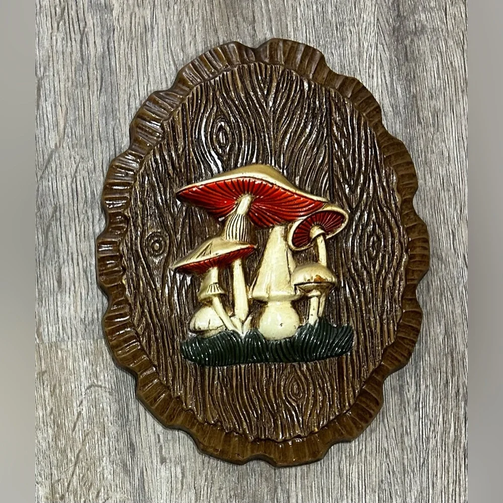 Unique Vintage 2 Piece Brown and Red Mushroom Wall Decor - Picture 3 of 6